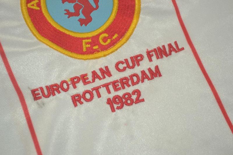 Camiseta retro de local del Aston Villa de 1982