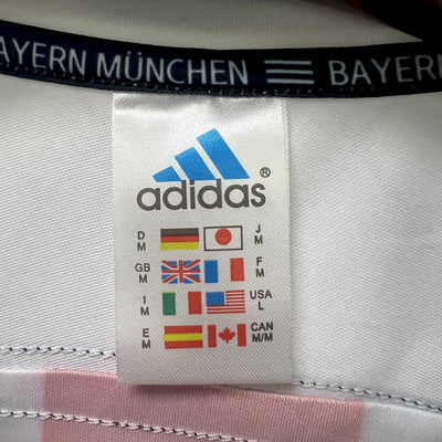 Camiseta retro de visitante del Bayern Múnich 2000/01