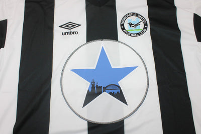 Camiseta retro de local del Newcastle 1980/1982
