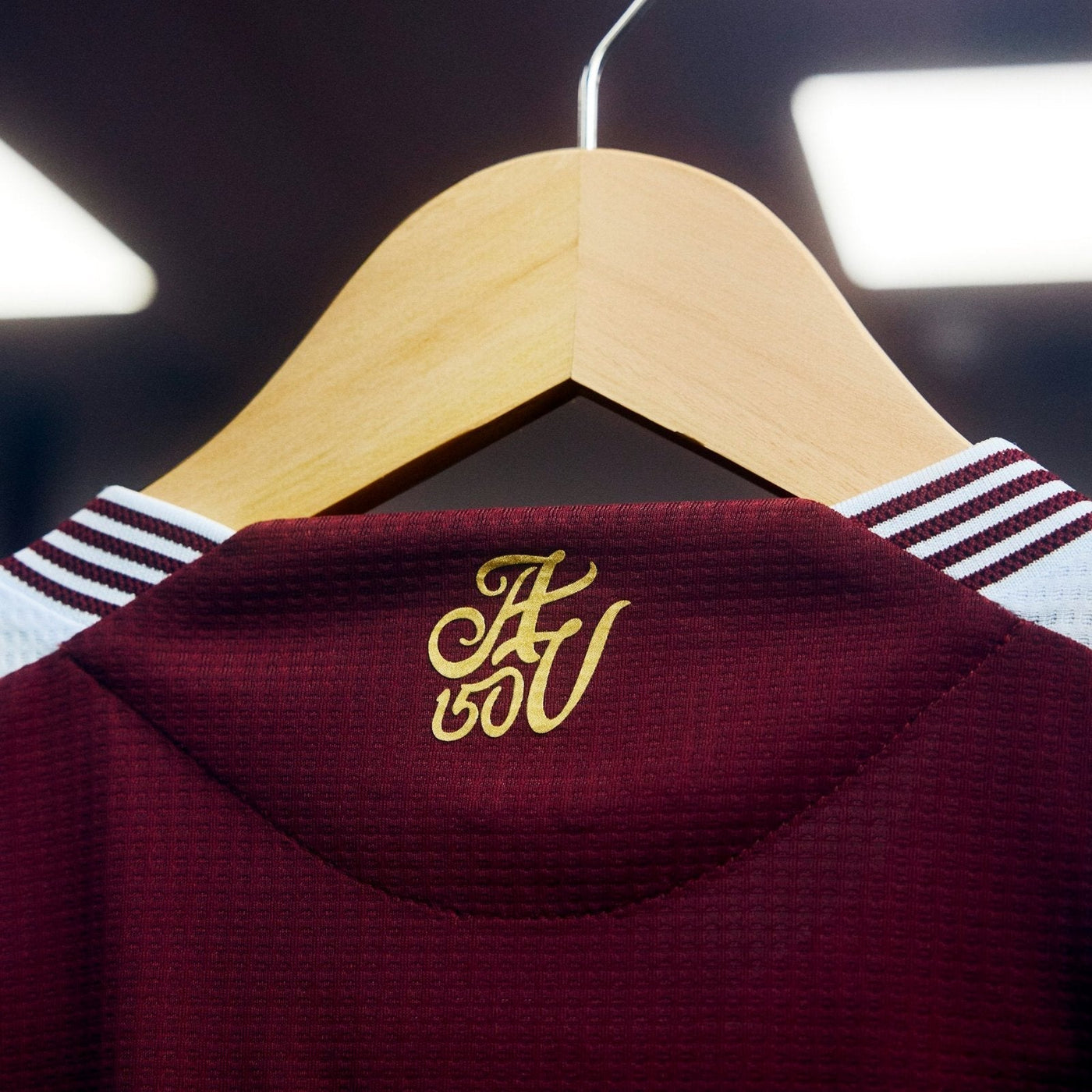 Camiseta de local del Aston Villa 2024/2025