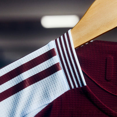 Camiseta de local del Aston Villa 2024/2025