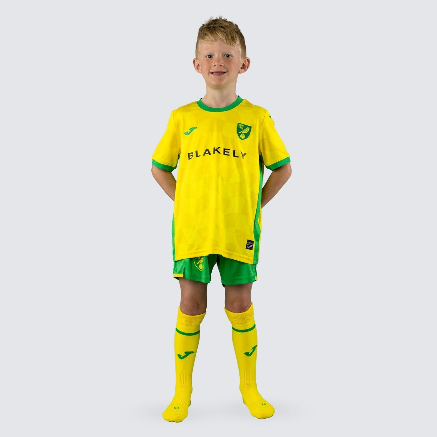 Niños Norwich City Local 2024/2025