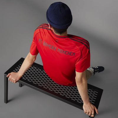 Camiseta de local del Bayern Múnich 2024/2025