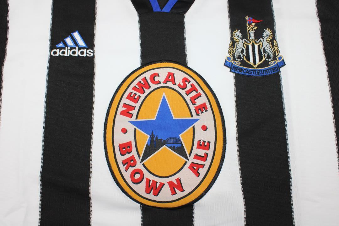 Camiseta retro de local del Newcastle 1999/2000