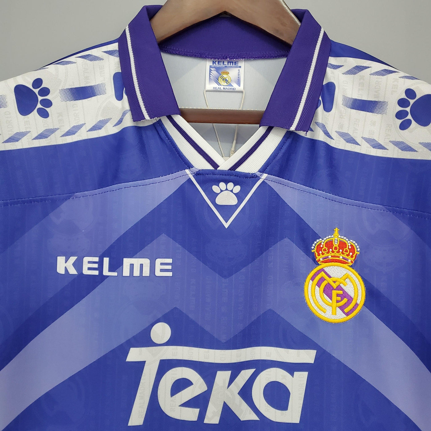 Real Madrid Retro Away Jersey 1996/1997