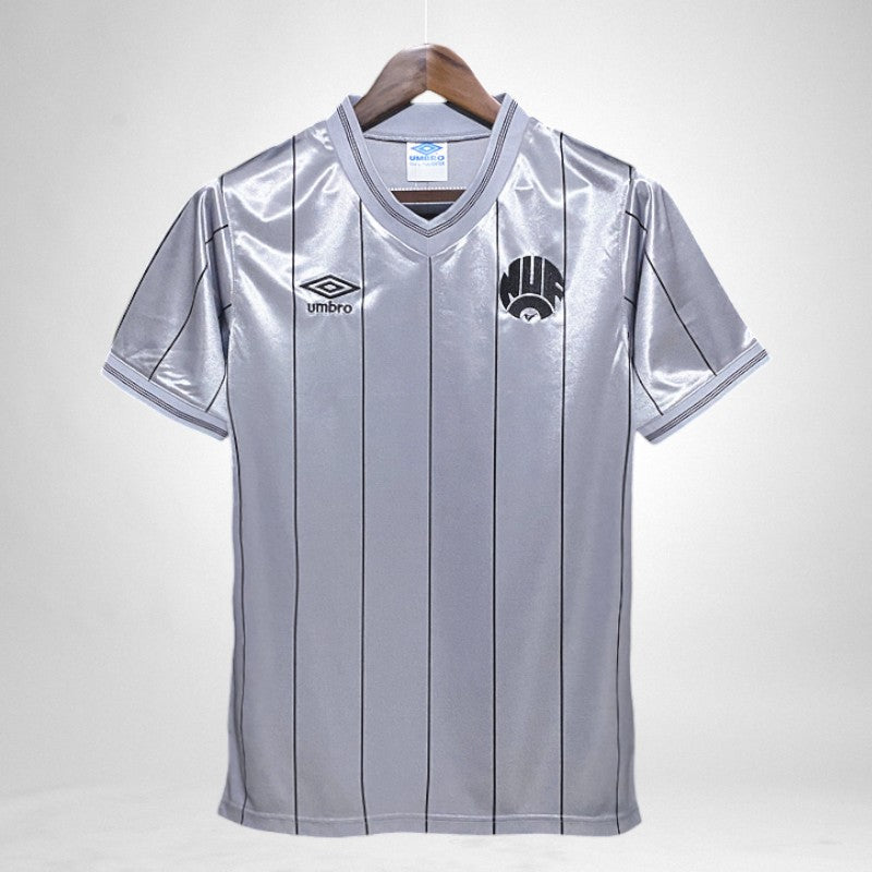 Camiseta retro de visitante del Newcastle 1984