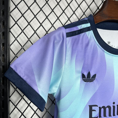 Tercera equipación infantil del Arsenal 2024/2025