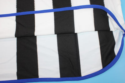 Camiseta retro de local del Newcastle 1999/2000