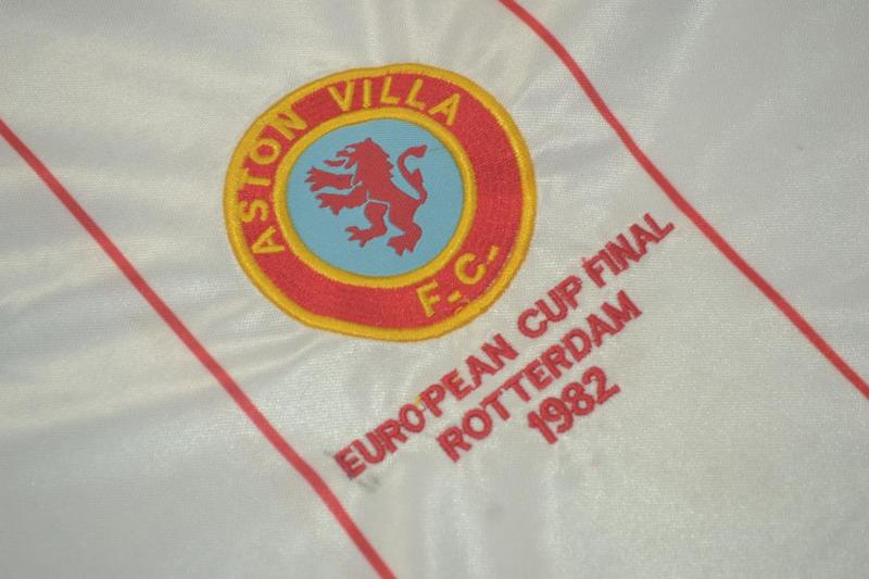 Camiseta retro de local del Aston Villa de 1982
