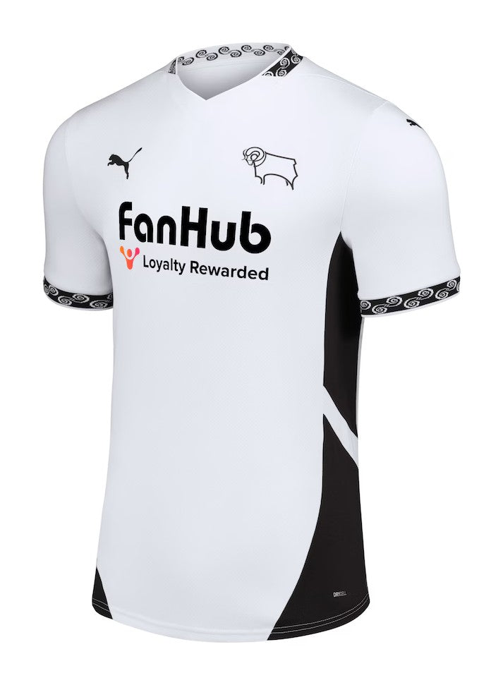 Equipo local del Derby County para niños 2024/2025
