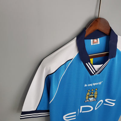 Camiseta retro de visitante del Manchester City 1999/2001