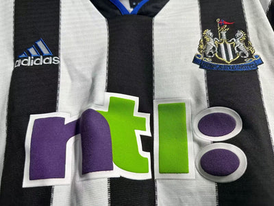 Camiseta retro local del Newcastle 2000/2001 - Manga larga
