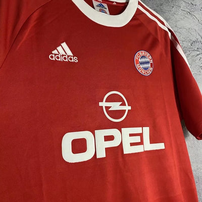 Camiseta retro del Bayern de Múnich 2001
