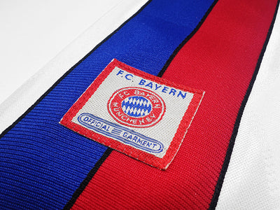 Camiseta retro de visitante del Bayern Múnich 1996