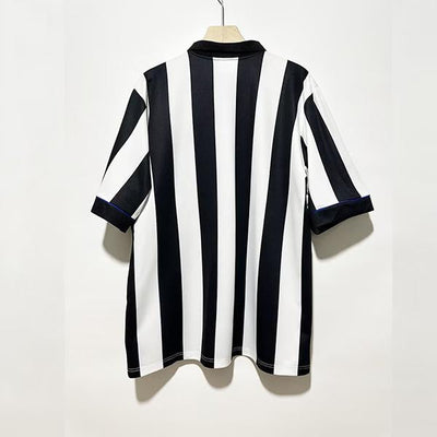 Camiseta retro de local del Newcastle 1993/1995