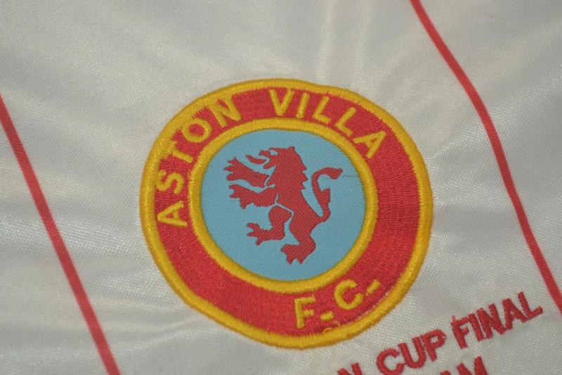 Camiseta retro de local del Aston Villa de 1982
