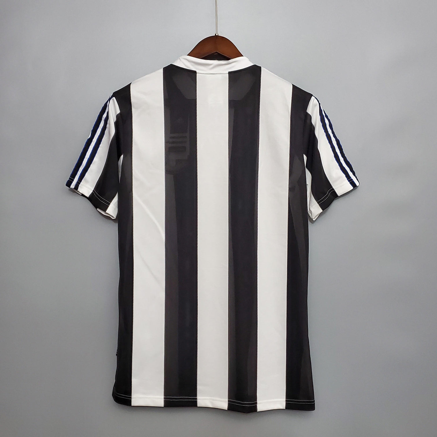 Camiseta retro de local del Newcastle 1995/1997