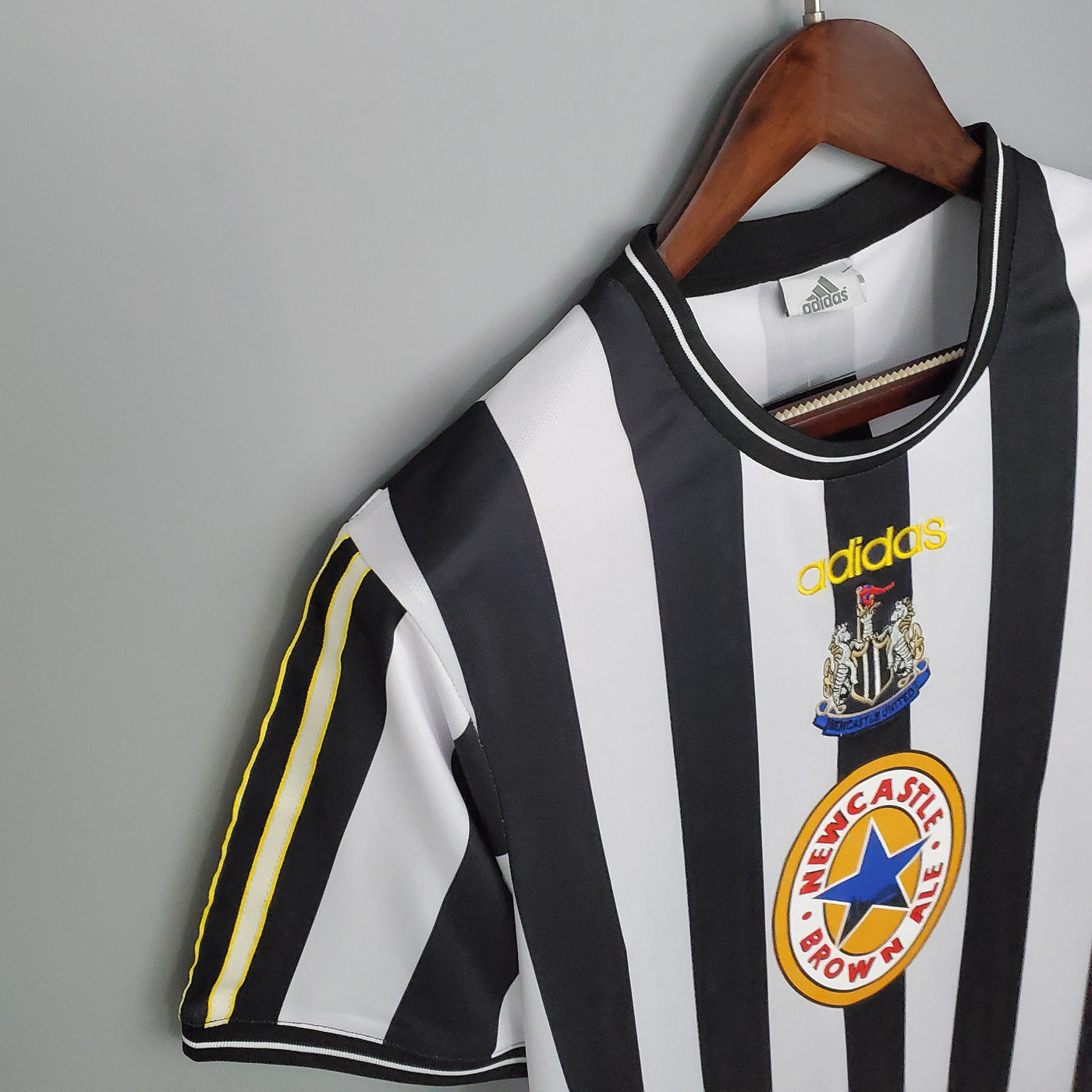 Camiseta retro de local del Newcastle 1997/1999