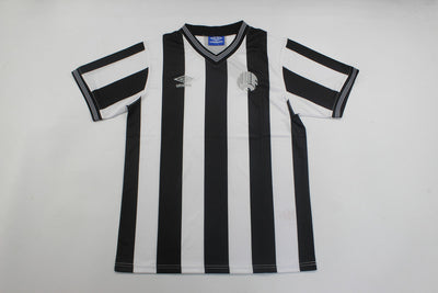 Camiseta retro de local del Newcastle 1983