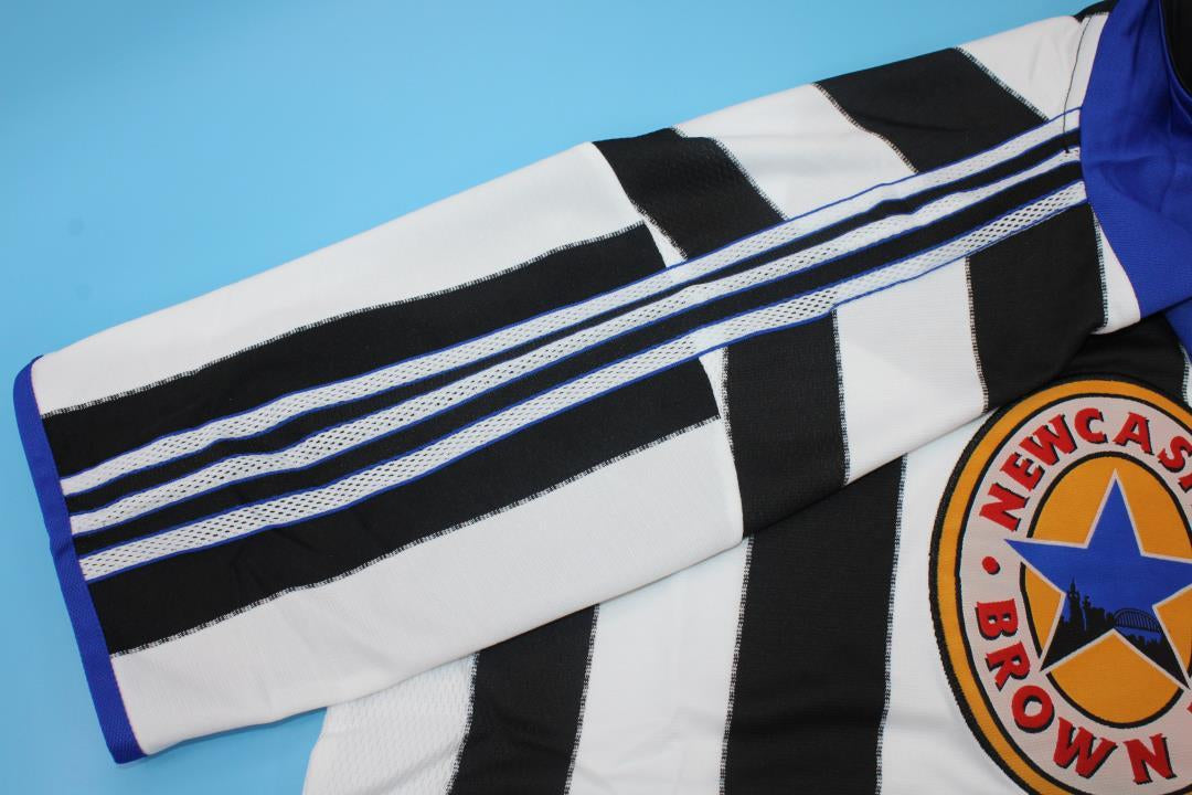 Camiseta retro de local del Newcastle 1999/2000