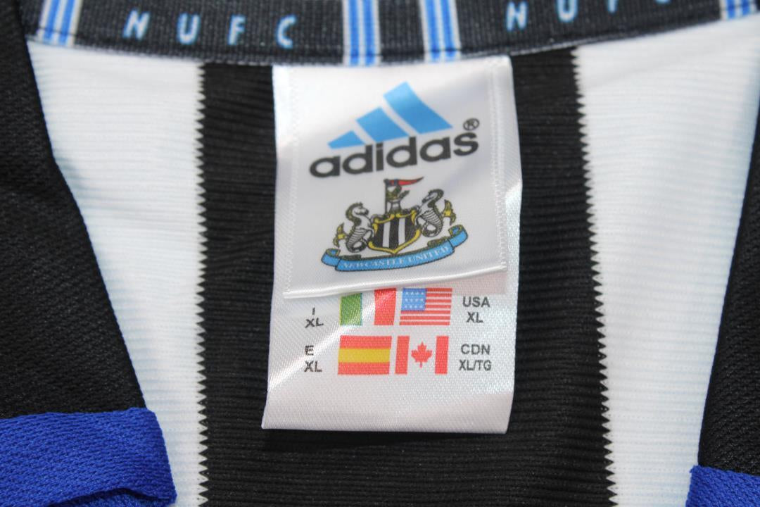 Camiseta retro de local del Newcastle 1999/2000