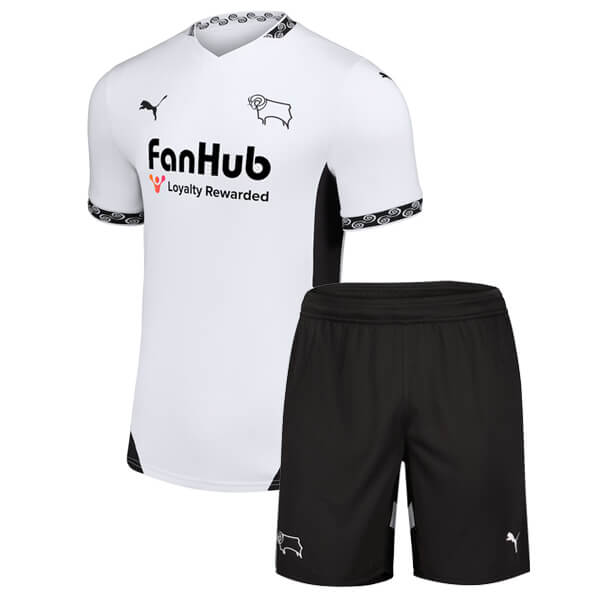 Equipo local del Derby County para niños 2024/2025