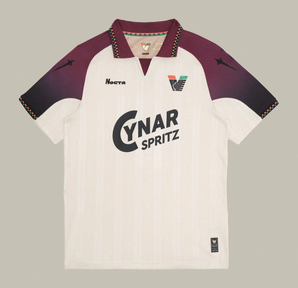 Camiseta local del Venezia 2024/2025 