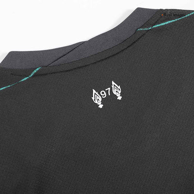 Camiseta visitante del Liverpool 2024/2025 - Negra