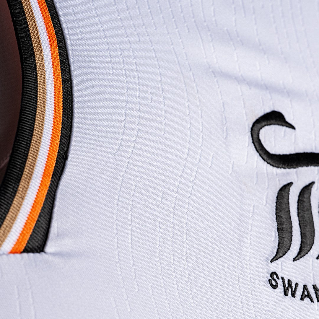 Camiseta local del Swansea City 2024/2025