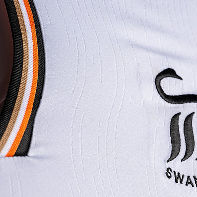 Camiseta local del Swansea City 2024/2025
