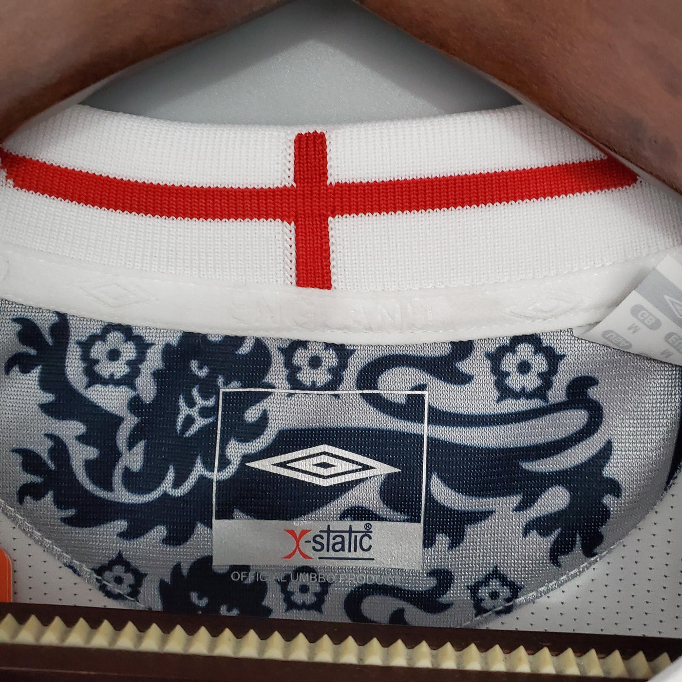 Camiseta retro de local de Inglaterra 2006