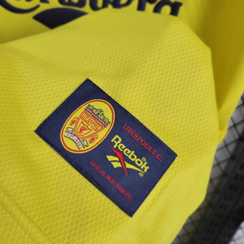 Camiseta retro de visitante del Liverpool 1998
