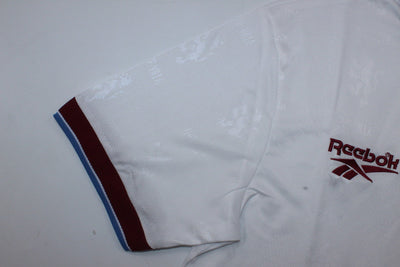 Camiseta retro de visitante del Aston Villa 1995/1996