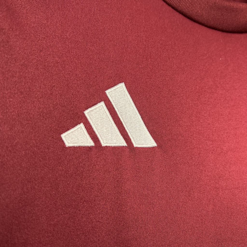 Camiseta de local del Aston Villa 2024/2025