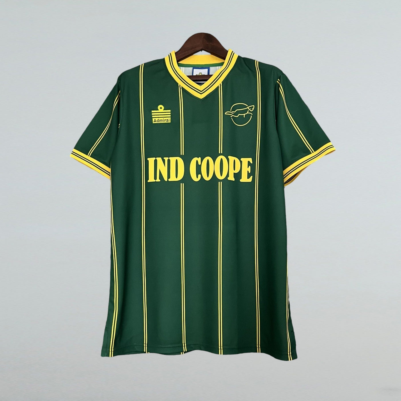 Camiseta retro de visitante del Leicester City 1984