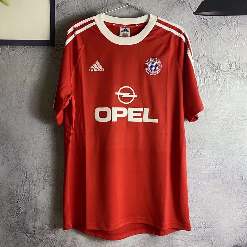 Camiseta retro del Bayern de Múnich 2001