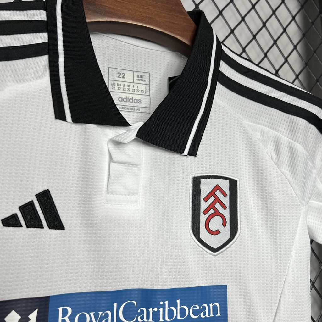 Kit local del Fulham para niños 2024/2025