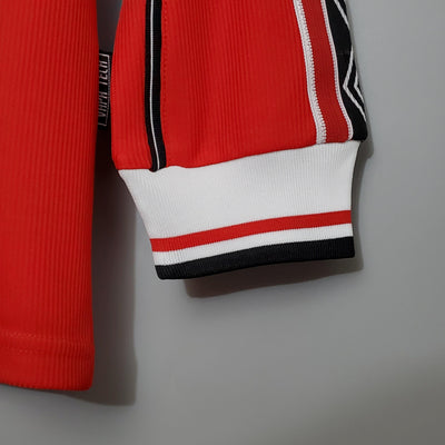 Camiseta retro local del Manchester United del centenario 1998/99
