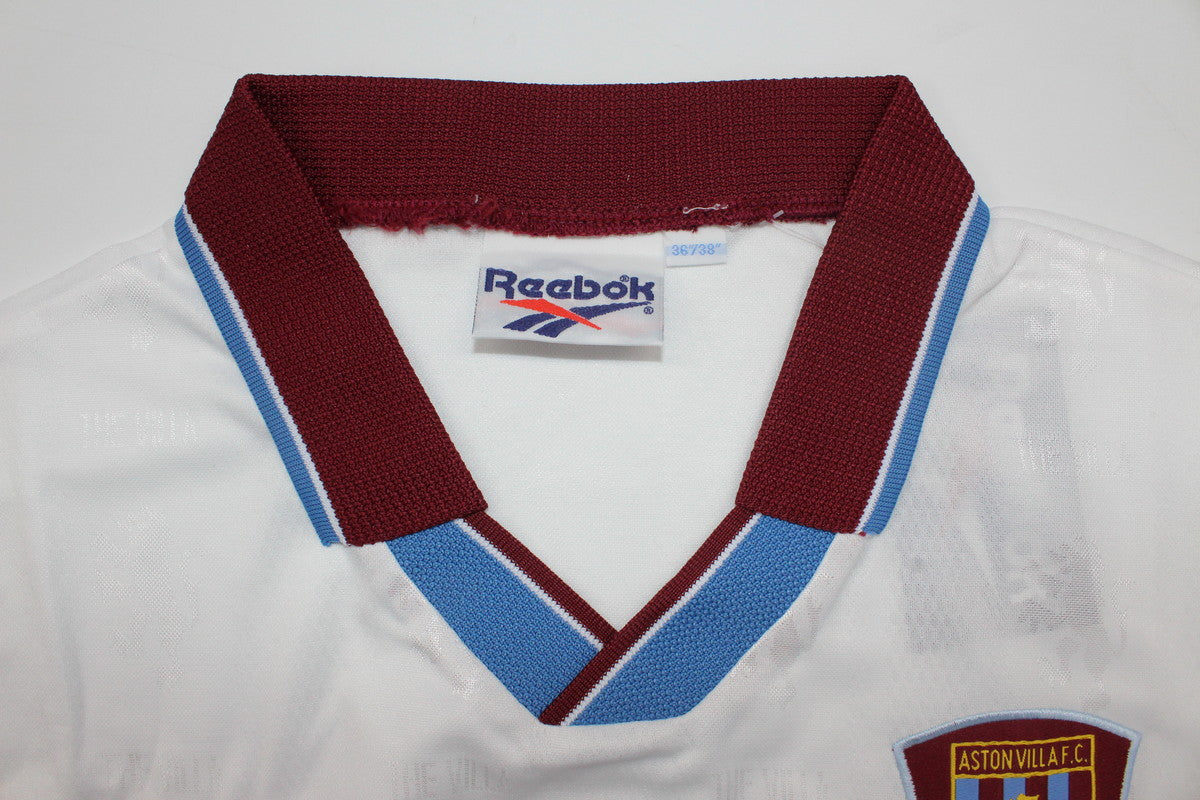 Camiseta retro de visitante del Aston Villa 1995/1996