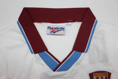 Camiseta retro de visitante del Aston Villa 1995/1996
