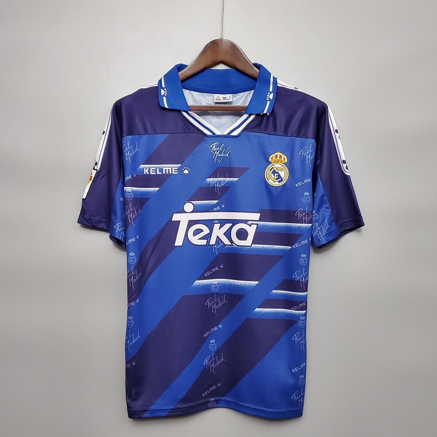 Camiseta retro de visitante del Real Madrid 1994/1996