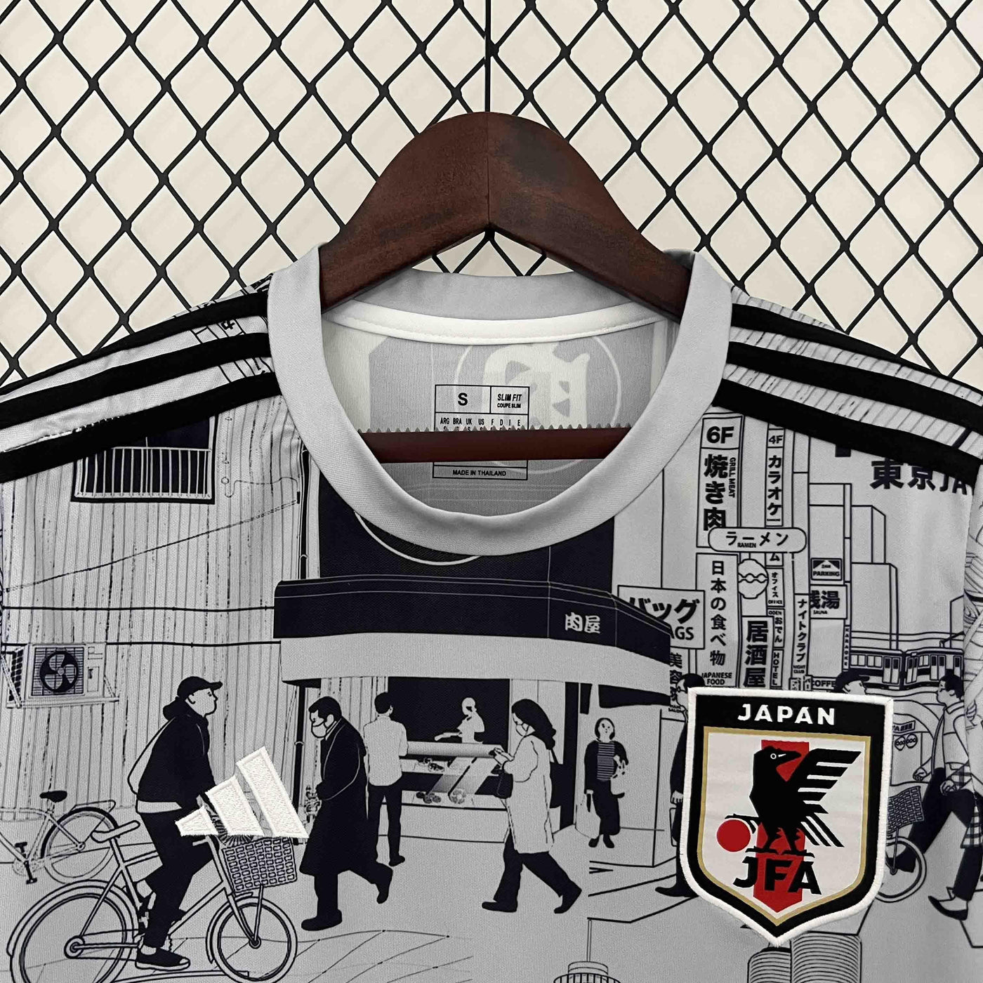 Camiseta gris de edición especial de Japón Tokio 2024