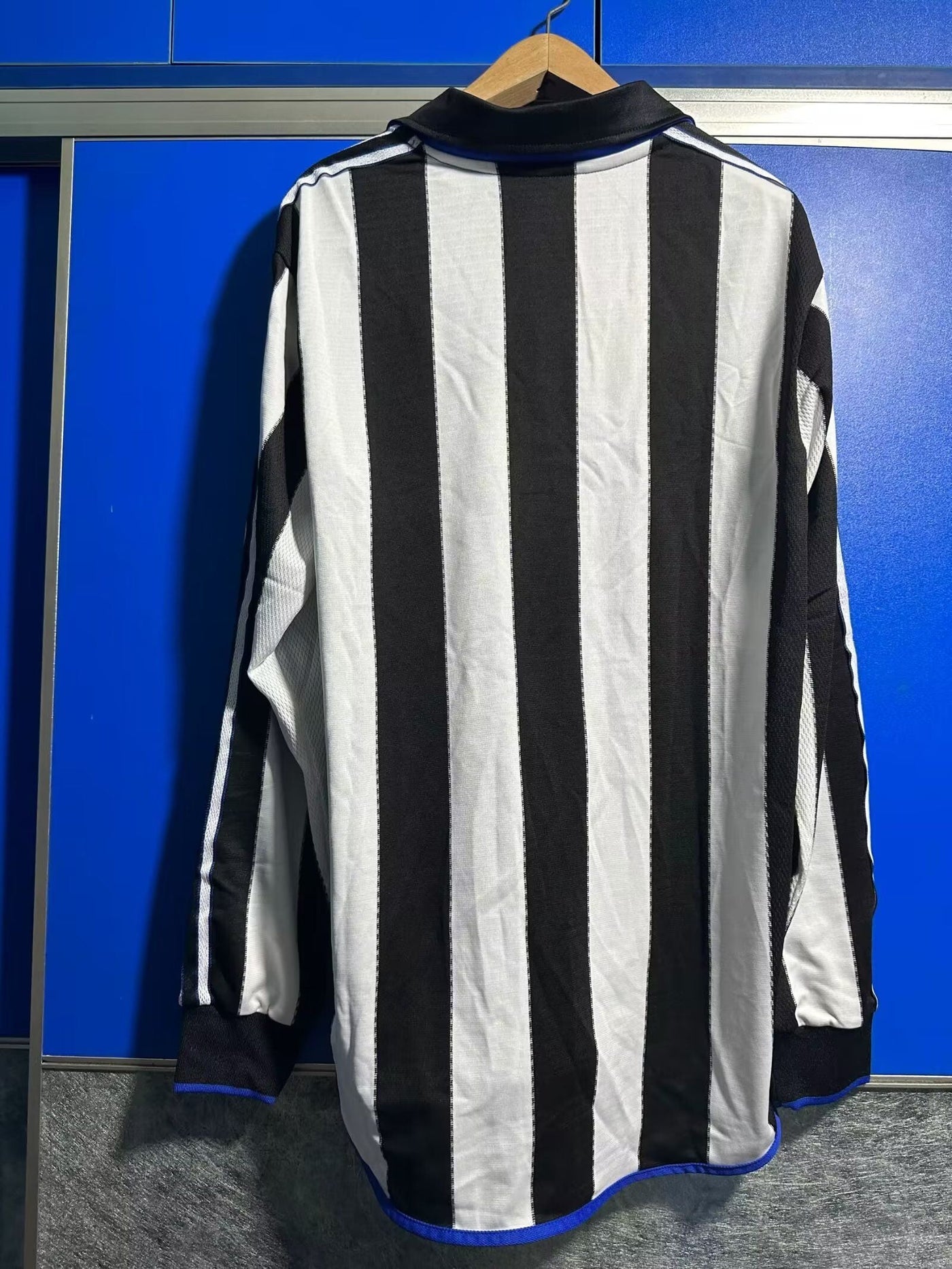 Camiseta retro local del Newcastle 2000/2001 - Manga larga