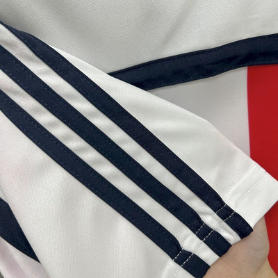 Camiseta retro de visitante del Bayern Múnich 2000/01